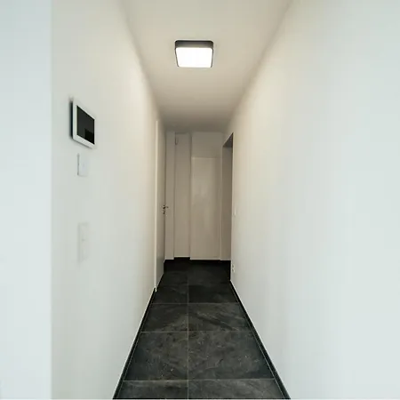 Luxury 1 Bedroom Apart W Swimmingpool, Spa & Fitness - Zenith Towers * Luxembourg