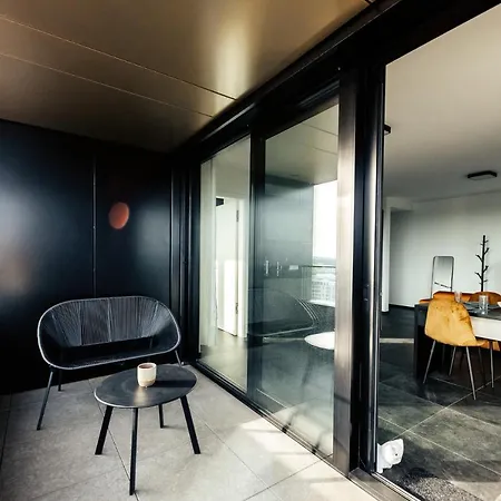 Luxury 1 Bedroom Apart W Swimmingpool, Spa & Fitness - Zenith Towers *
